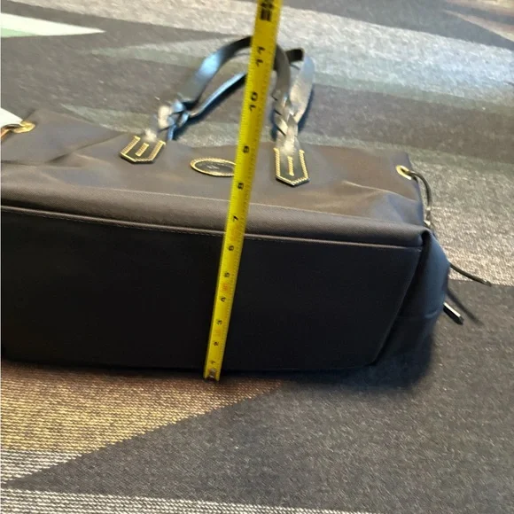 Classic Dooney and Bourke Nylon Black Tote Bag - Picture 10 of 11